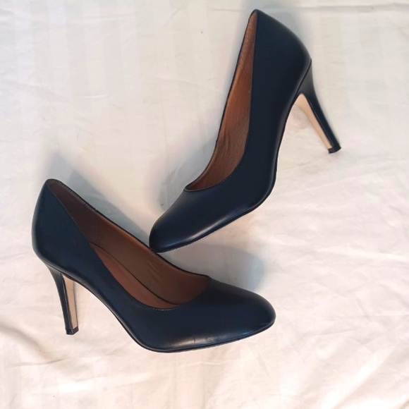 Corso Como Shoes - Corso Como Black Classic Round Toe 3.5 inch heels with Cushioned insole